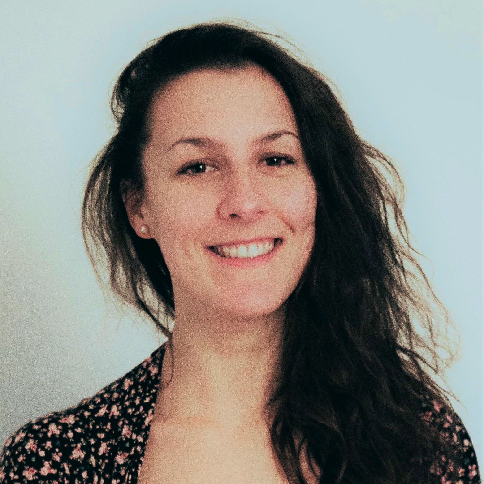 Portrait of Elise Grimm smiling